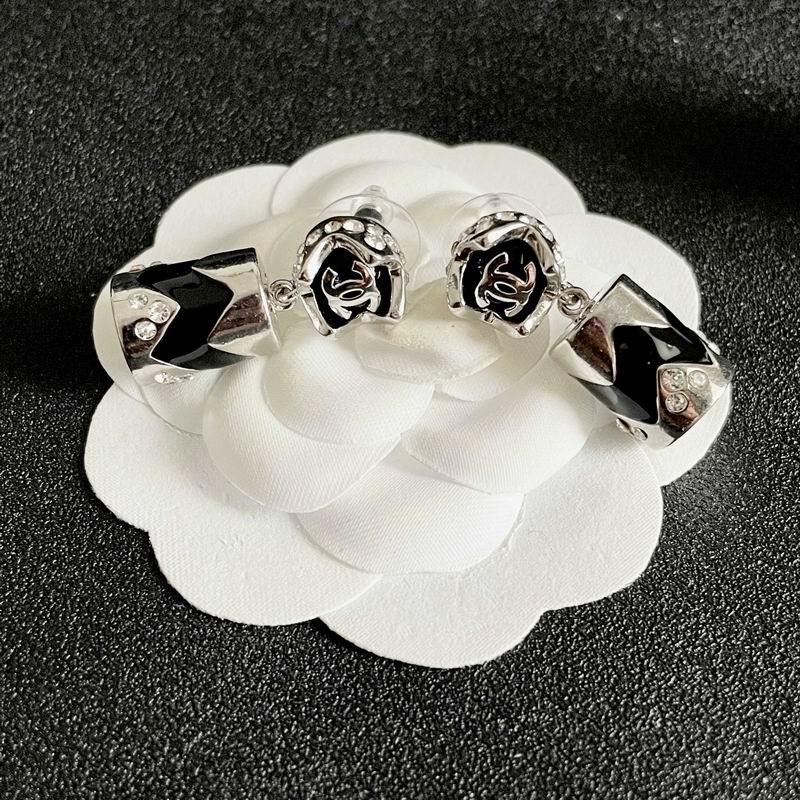 Chanel Earring 09yxs462